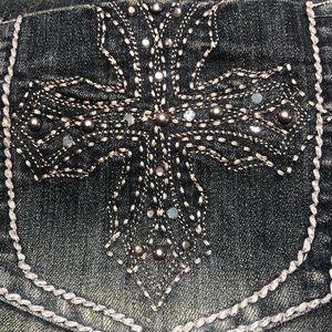 YMI Sz 24 Infinity skinny New no tag